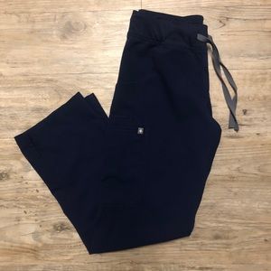 Figs Navy Kade Petite Cargo Scrub Pants